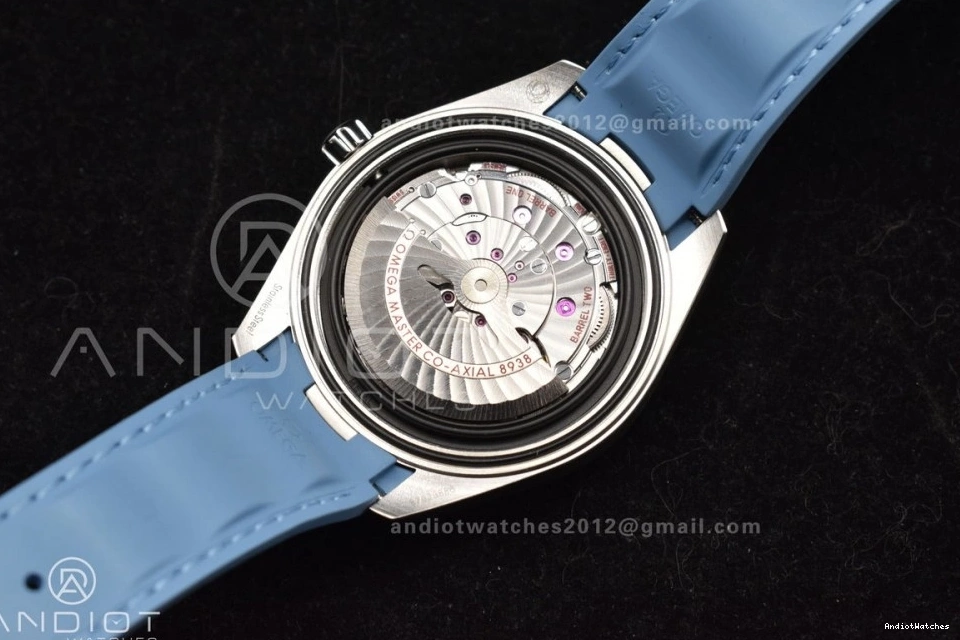 Edition Blue Best Terra Worldtimer Summer GMT A8938 43mm Rubber 511 Clone Comfortable VSF on Aqua Dial Super 1:1 Strap Blue 1101